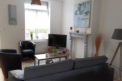 Living room, Evening entertainment