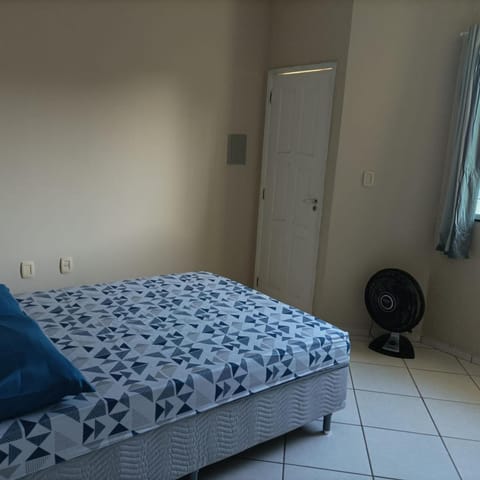 Bed, Photo of the whole room, Bedroom, fireplace