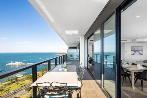 Patio, View (from property/room), Balcony/Terrace, Seating area