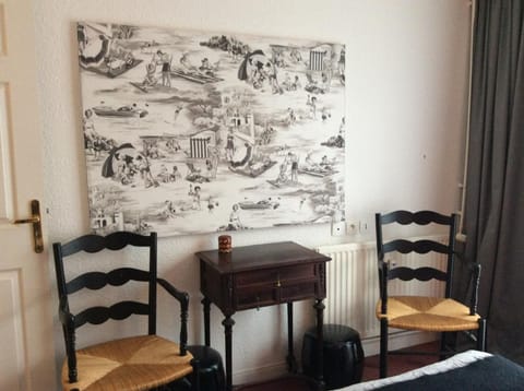 Photo of the whole room