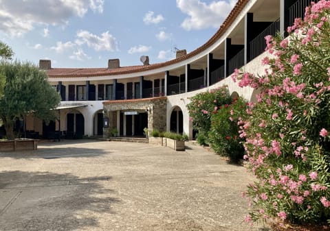 Property building, Patio
