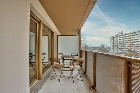 View (from property/room), Balcony/Terrace