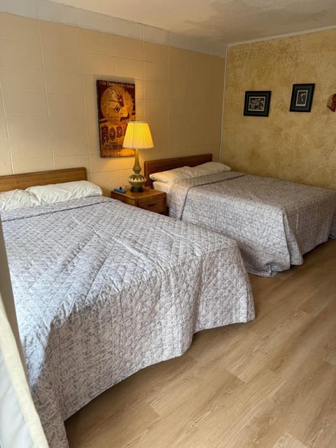 Windsor Motel Motel in Queensbury