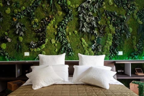 Bed, Decorative detail, Bedroom