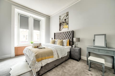 Two Bed Stylish Apartment in Heart of West End Apartment in Glasgow
