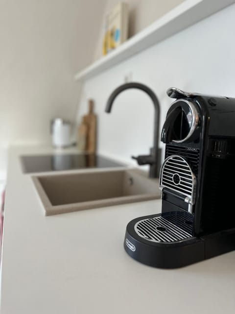 Coffee/tea facilities, Kitchen or kitchenette