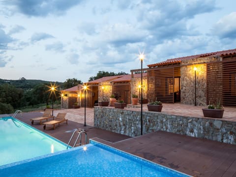 Facade/entrance, Swimming pool