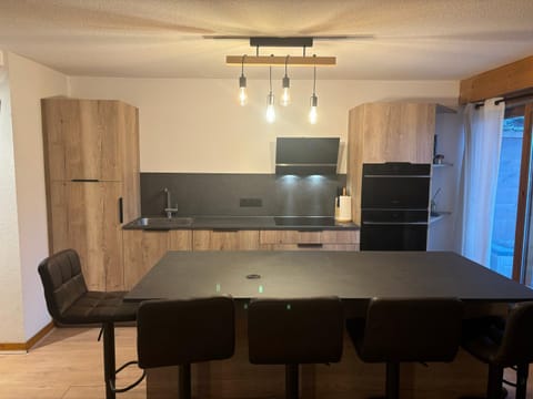 L'Etoile Blanche - Appt vue montagne Apartment in Notre-Dame-de-Bellecombe