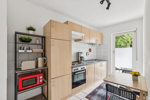 Coffee/tea facilities, minibar, toaster, kitchen