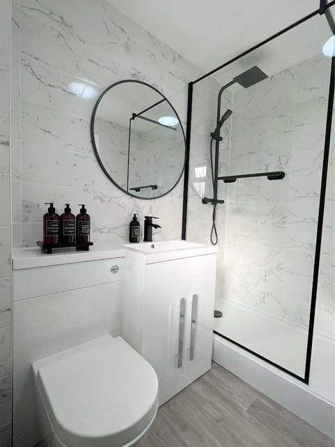 Shower, Bathroom