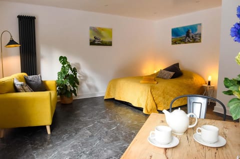 Living room, Bedroom
