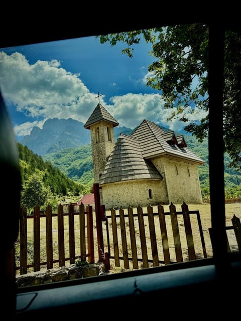 Property building, Day, Natural landscape, Mountain view