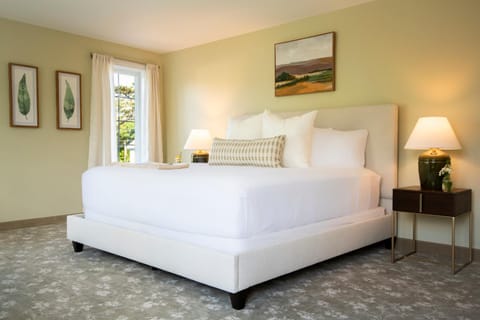 Bed, Decorative detail, Bedroom