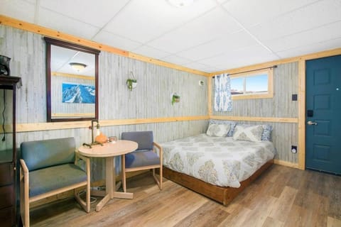 3 Private Room in Motel Dog Friendly Leadville Apartment in Leadville