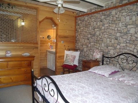 Bed, Bathroom, Photo of the whole room, Bedroom