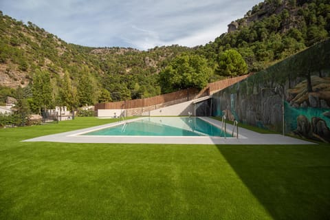 Spring, Day, Natural landscape, Mountain view, Pool view, Swimming pool