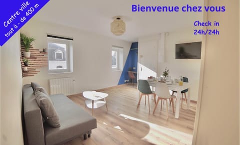 Communal lounge/ TV room, Living room, Seating area, Dining area