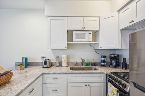 Beach Quarters #4 House in Gulfport