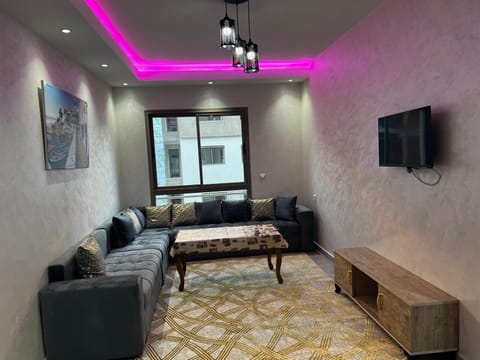 Communal lounge/ TV room, TV and multimedia, Living room, Seating area
