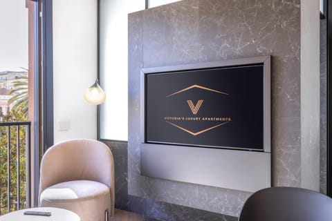 Living room, Decorative detail, Seating area