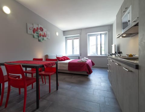 Bed, Kitchen or kitchenette, Living room, Bedroom