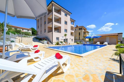 Property building, Swimming pool