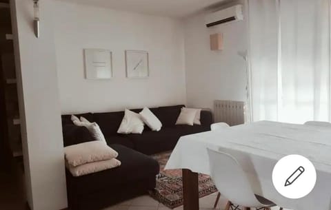 A CASA DI DANI Vacation rental in Cagliari