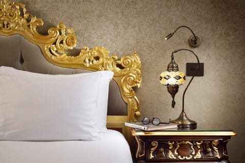 Bed, Decorative detail, Bedroom