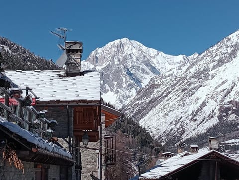 Appartamento Biolley Apartment in Aosta Valley, Italy
