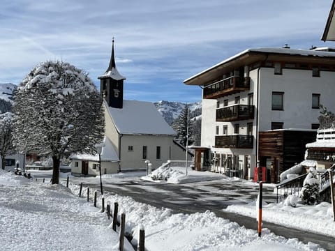 Property building, Winter