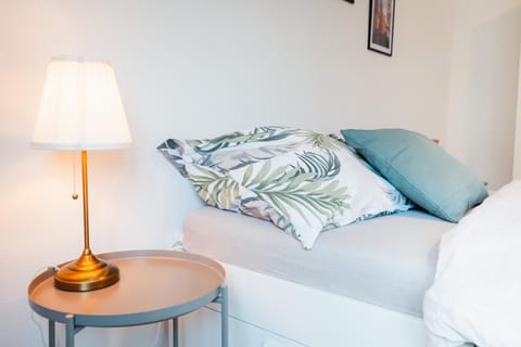 N39 Whole 3-Room Apartment or Individual Room in Karlsruhe Südstadt Vacation rental in Karlsruhe