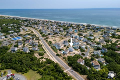 1013 - Hook'em (formerly High Tides and Philly Forever) House in Corolla