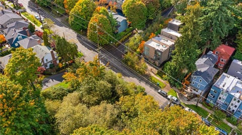 Solo's Smuggler Suite Vacation rental in Queen Anne