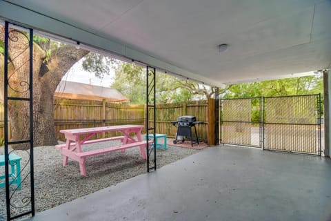 Walk to Art District and Beach Pet-Friendly Getaway House in Gulfport