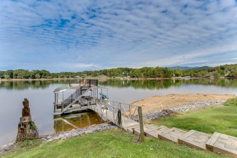 Lakefront Hayesville Retreat with Private Swim Dock House in Chatuge Lake
