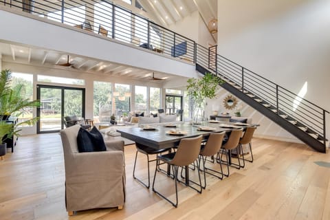 Waterfront Granbury Home with Electric Fireplace! House in Granbury