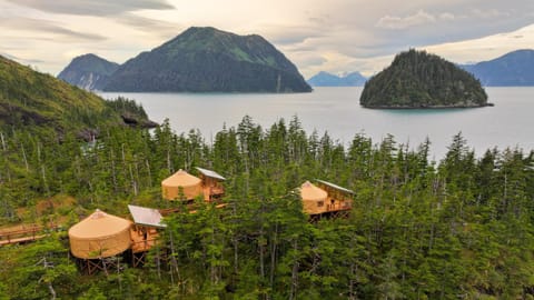 Day, Natural landscape, Landmark view, Mountain view, Sea view