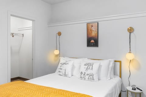 Skywalker Rebel Base Apartment in Queen Anne