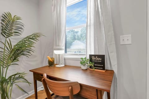 The Schumacher Place - NEW 2 BR Apartment in German Village