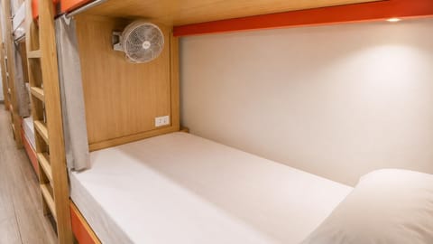 bunk bed