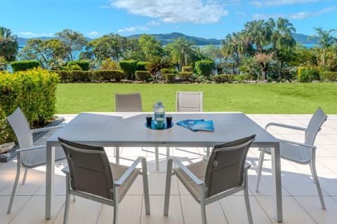 Patio, Natural landscape, Garden, Dining area, Garden view