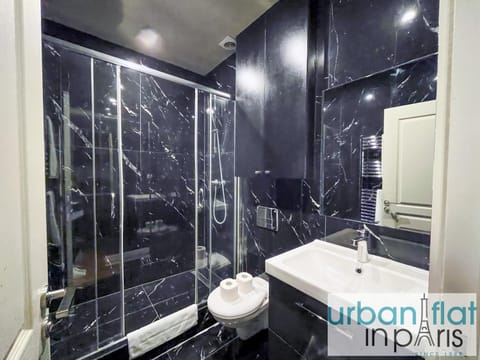 Urban Flat 94 - Beautiful Flat Coco Chanel in Paris Apartment in Paris