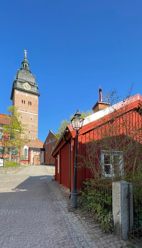 Property building, Landmark view