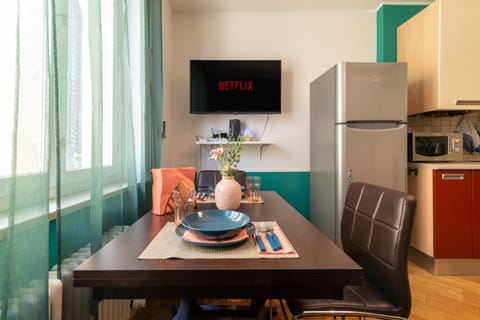 TV and multimedia, Kitchen or kitchenette, Seating area, Dining area, minibar