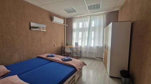 Lambo's Corner Varna - Guest Rooms Bed and Breakfast in Varna