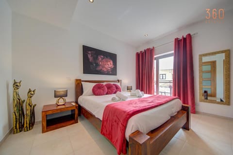 A lovely 2BR home with a private balcony by 360 Estates House in Marsaskala