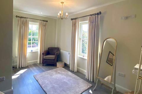 1-Bed Apartment Near Nenagh & Lough Derg Apartment in Co. Tipperary, Ireland