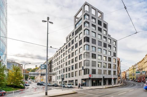 Property building, Neighbourhood, Street view, Location
