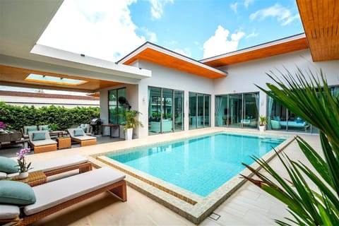 Patio, Day, Pool view, Swimming pool, Swimming pool, sunbed