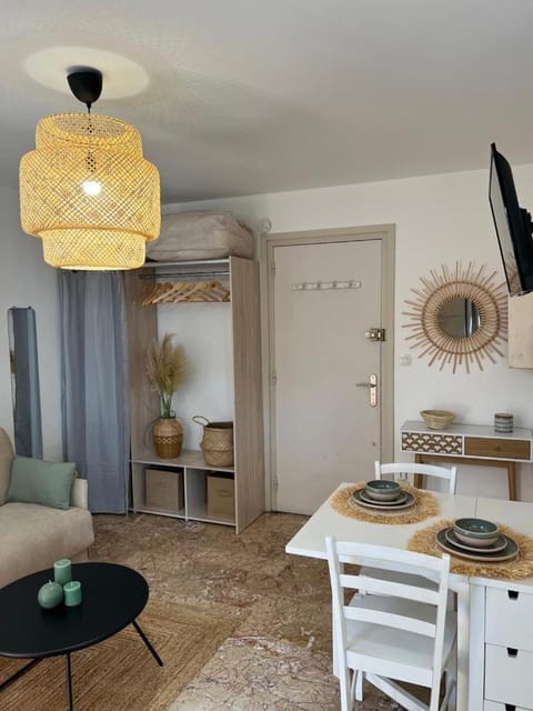 Petit paradis Portissol 400m plage/commerces Apartment in Sanary-sur-Mer